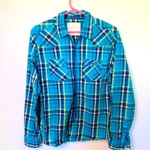 Aeropostale button down shirt Size medium